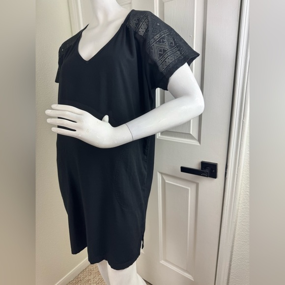 Passenger Ambrose Oversized Dress Size Medium. - Picture 6 of 17